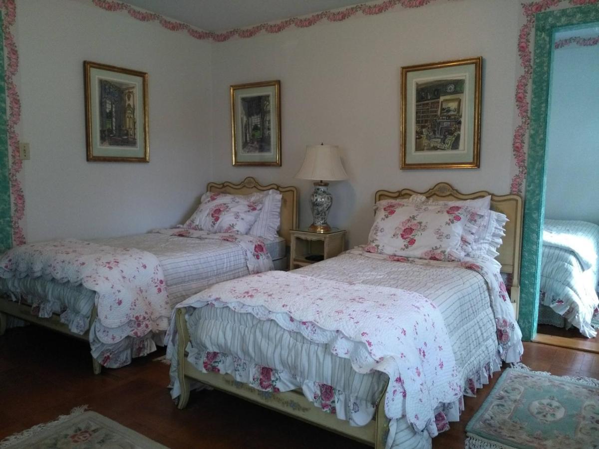 Whistler'S Inn 레녹스 외부 사진